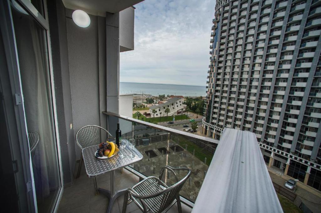 Luxury Apartments Batumi Exterior foto
