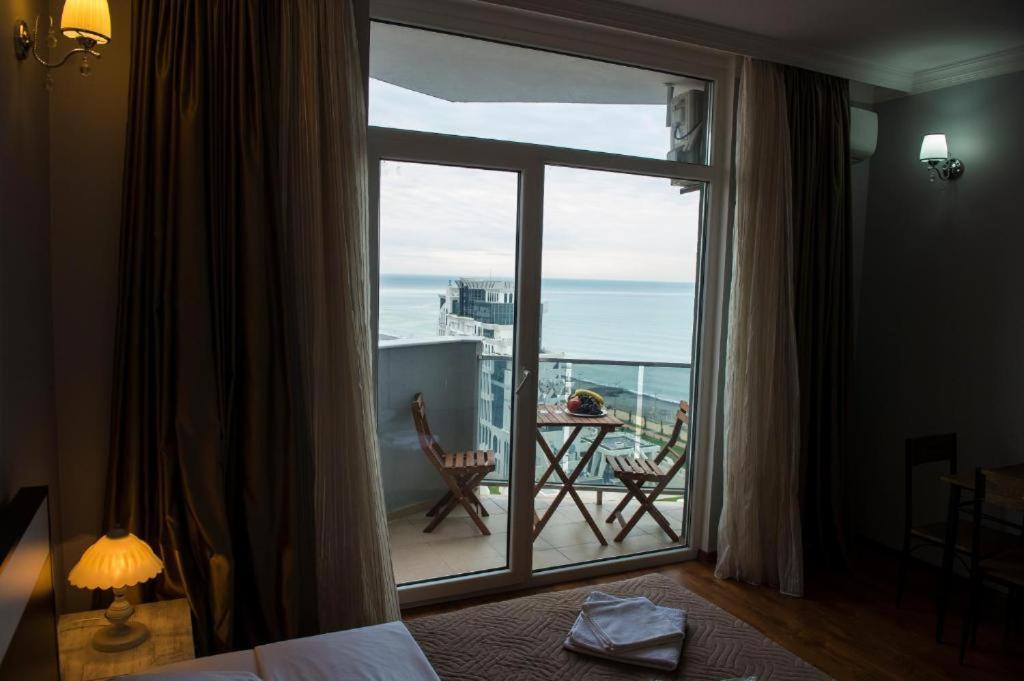 Luxury Apartments Batumi Exterior foto